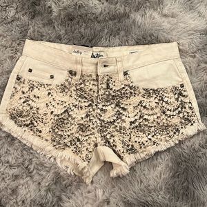 Daytrip Capricorn White Shorts NWT